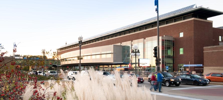 St. Paul Shooting Today: Police Investigate Gunfire Near RiverCentre in Downtown Minnesota