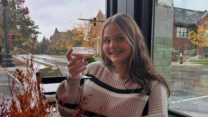 Danielle Uskiwich of St. Charles, Missouri Hospitalized After Concert Injury, Later Dies Following Medical Complications